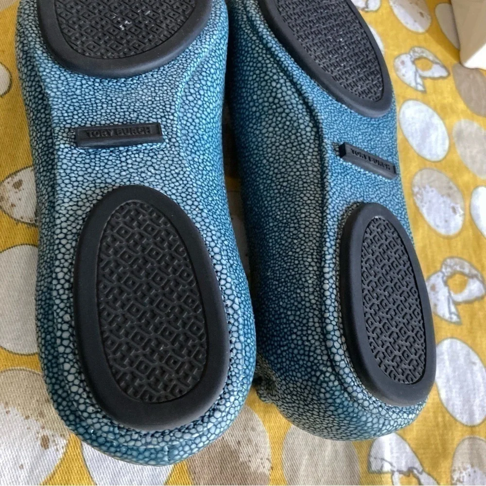 Tory Burch Minnie travel Razza print flats size 8M